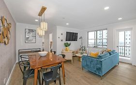 Stayatl Premier 2 Bed Condo W Views!